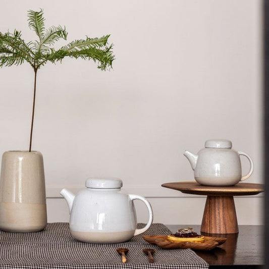 Teekanne Soft S 700 ml Cer weiße Glasur mit Punkten - Kinta