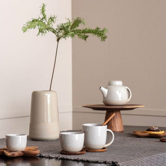 Becher Soft L car white lace with dots - Kinta