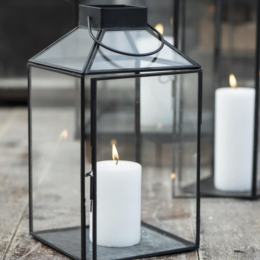 Laterne Norr klein schwarz mit schrägem Glastop - Ib Laursen