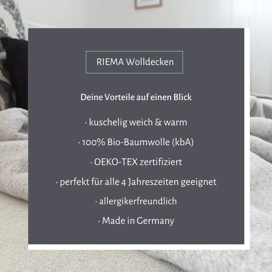 Kuscheldecke "Finn" mit Fischgrätmuster senfgelb - Riema