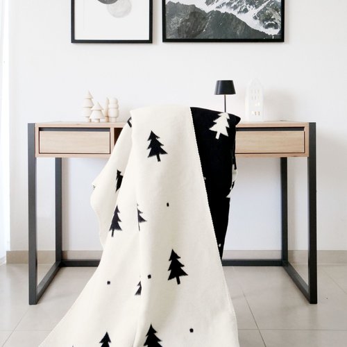 Kuscheldecke "Smilla" Tannenbäume - Riema