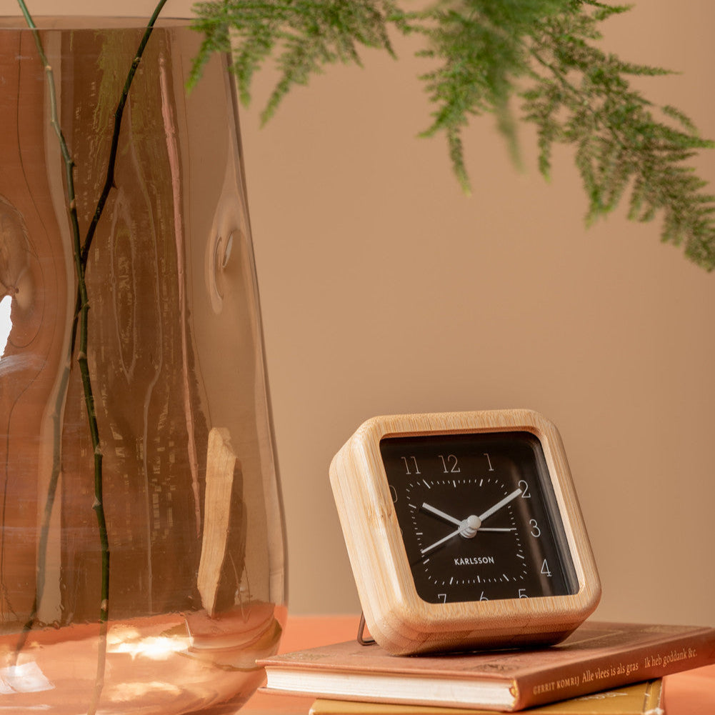 Wecker Neat Square schwarz - Karlsson