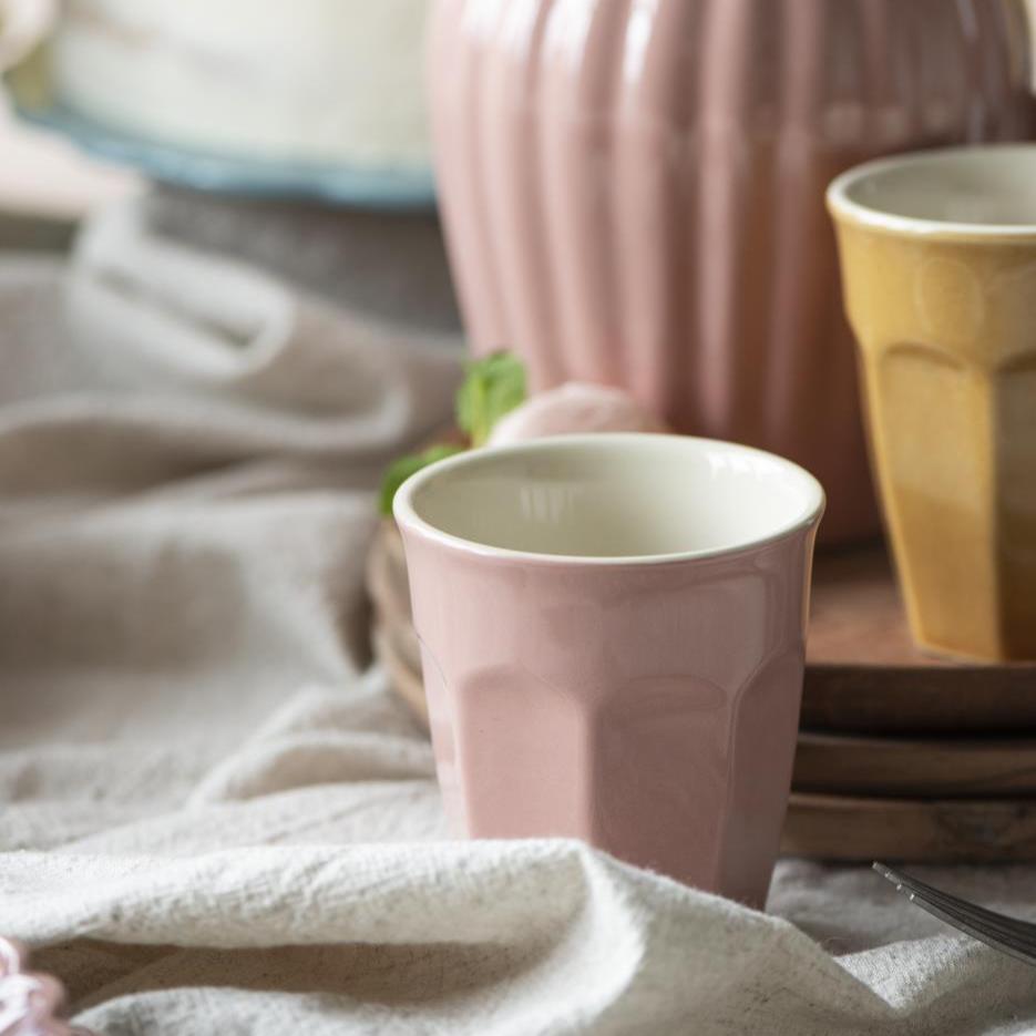 Cafe Latte Becher Mynte Coral Almond - Ib Laursen