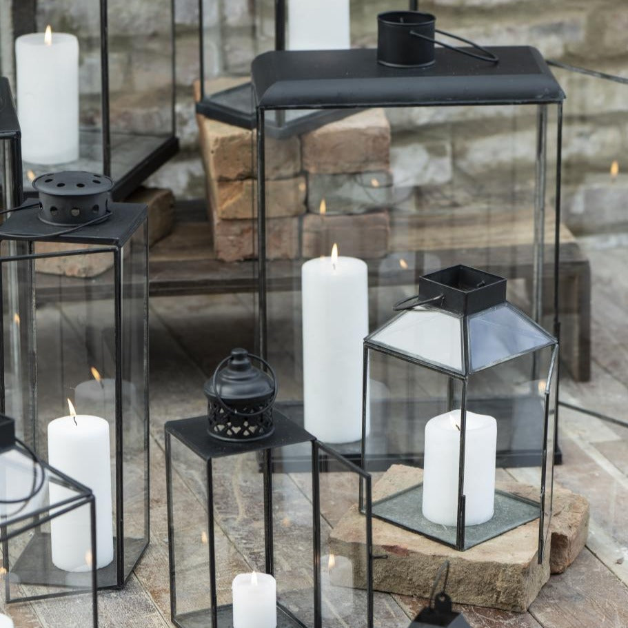 Laterne Norr klein schwarz mit schrägem Glastop - Ib Laursen
