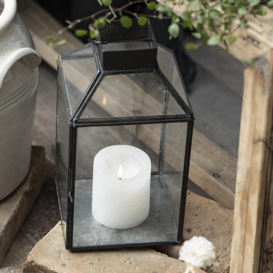 Laterne Norr klein schwarz mit schrägem Glastop - Ib Laursen