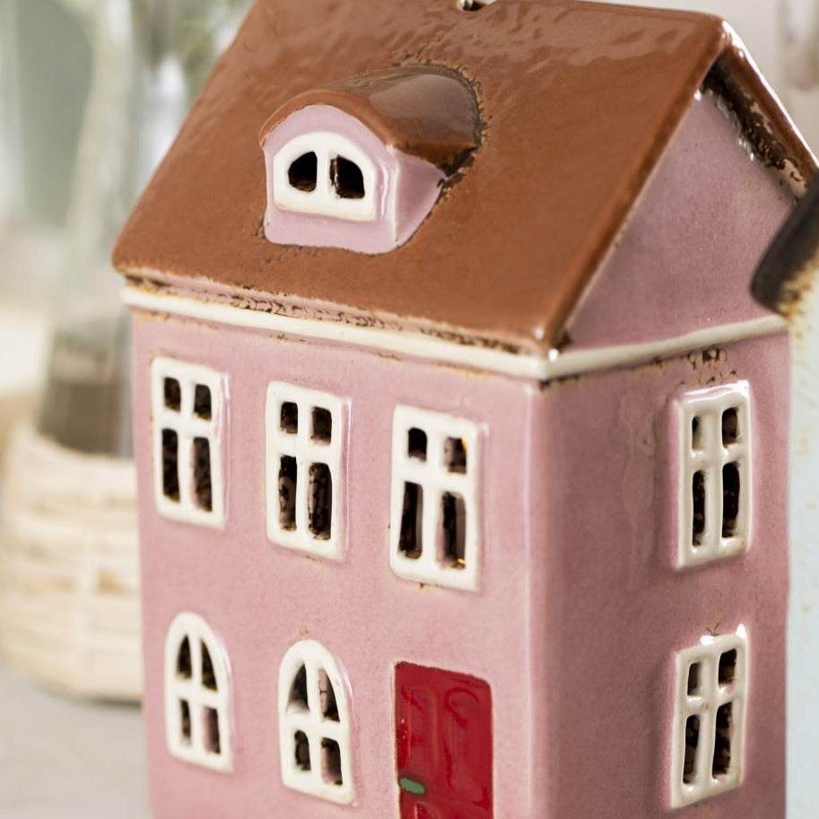 Haus für Teelicht Nyhavn gerundetes Dachfenster rote Tür - Ib Laursen