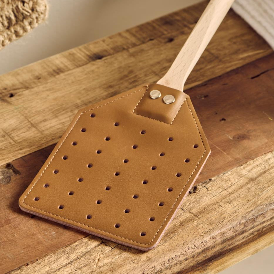 Fliegenklatsche mit Leder und Baumwollschnur - Ib Laursen