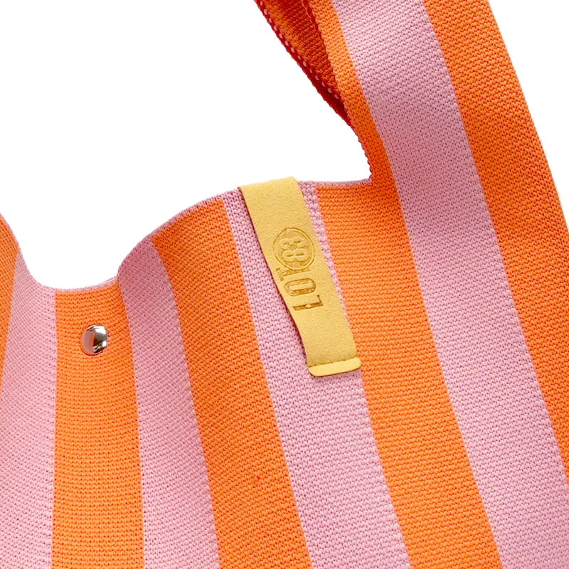 Shopper Lois Kiss - Rebel - LOT83