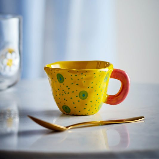 Nini Tasse gelb mit Punkten - Bloomingville