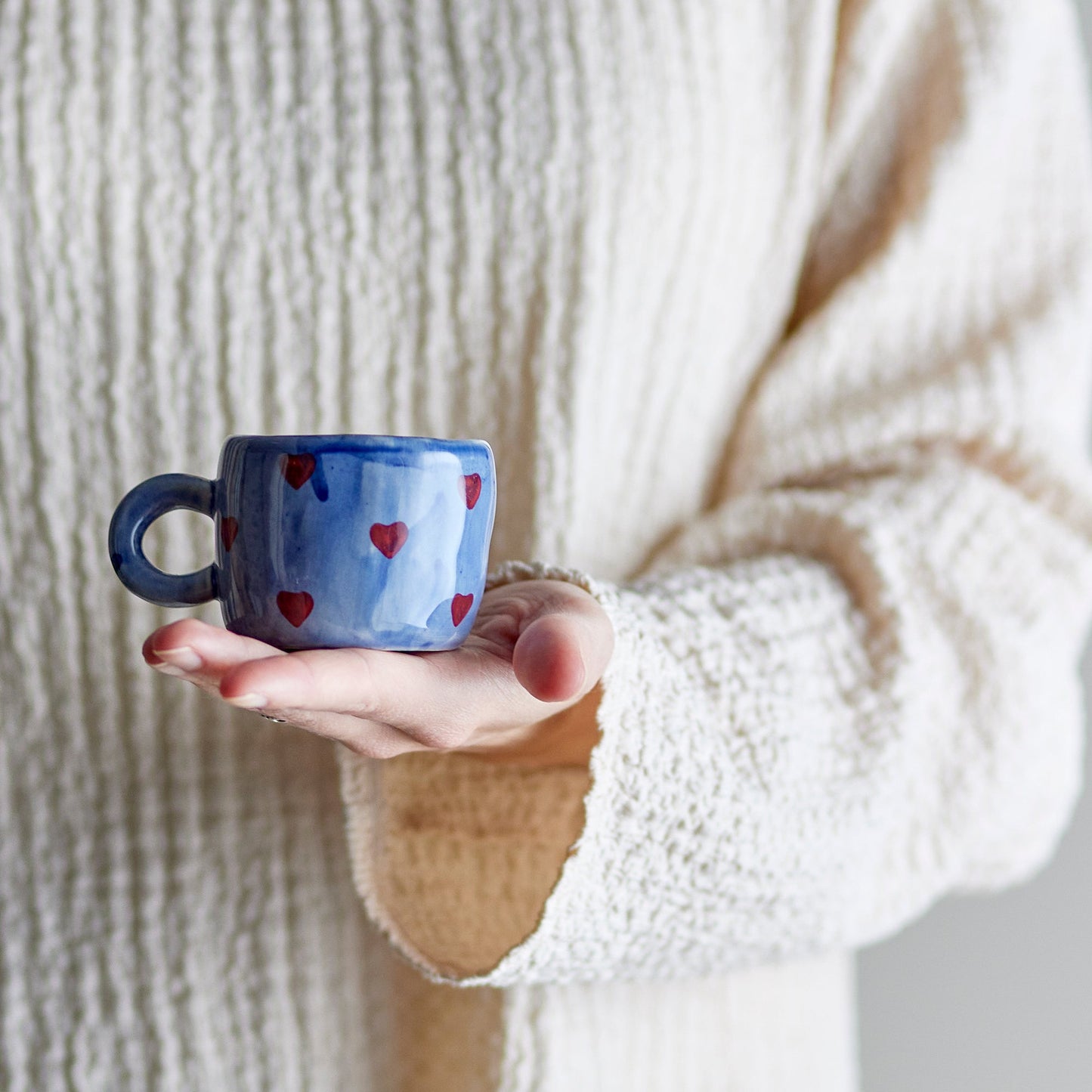 Nini Tasse blau mit Herzen - Bloomingville