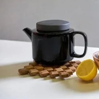 Teekanne L 950 ml glänzend mit mattem schwarzen Deckel - Kinta