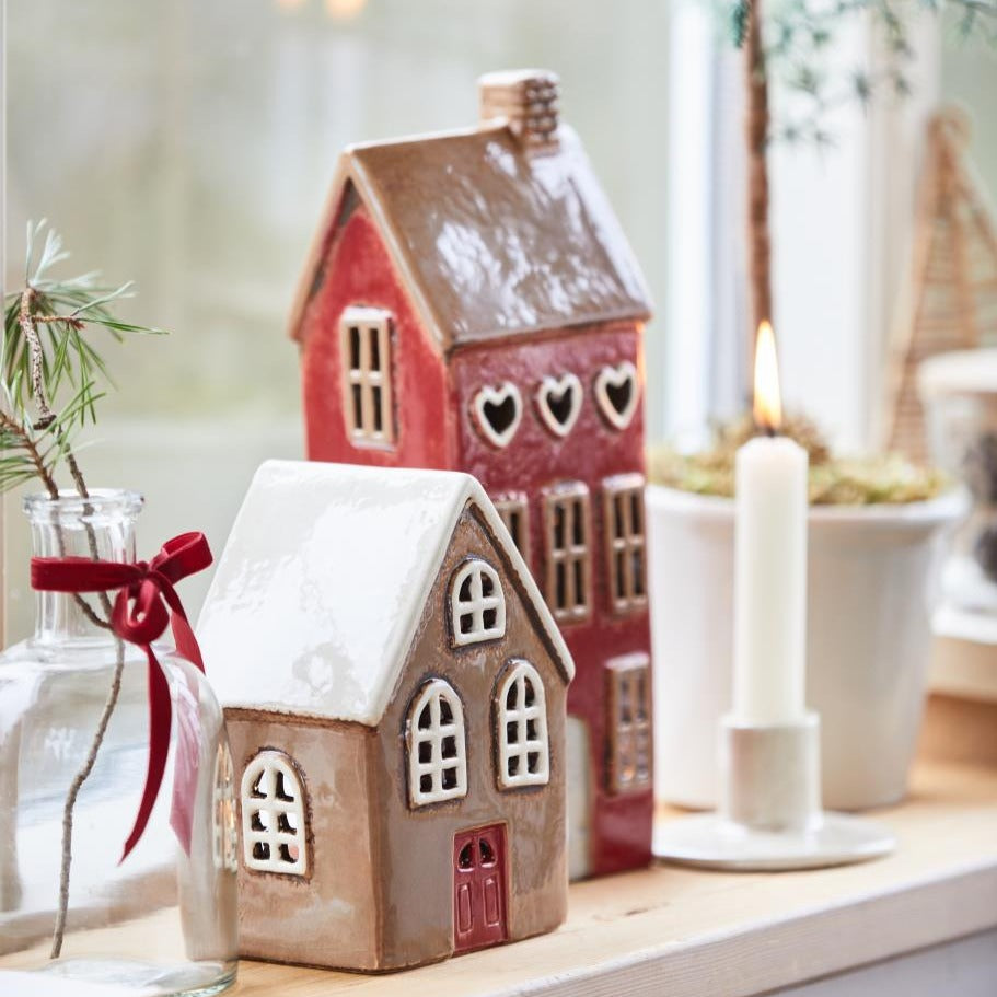 Haus für Teelicht Stillenat rote Tür - Ib Laursen