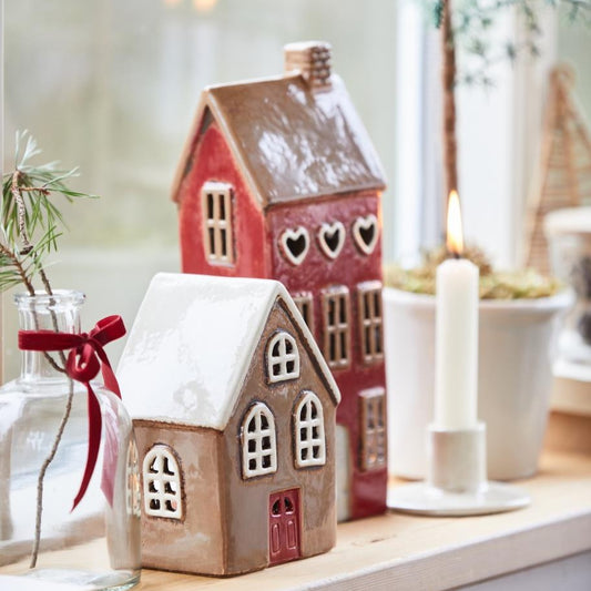 Haus für Teelicht Stillenat rote Tür - Ib Laursen