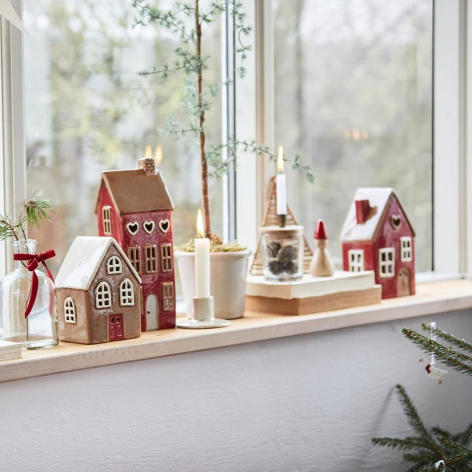 Haus für Teelicht Stillenat rote Tür - Ib Laursen