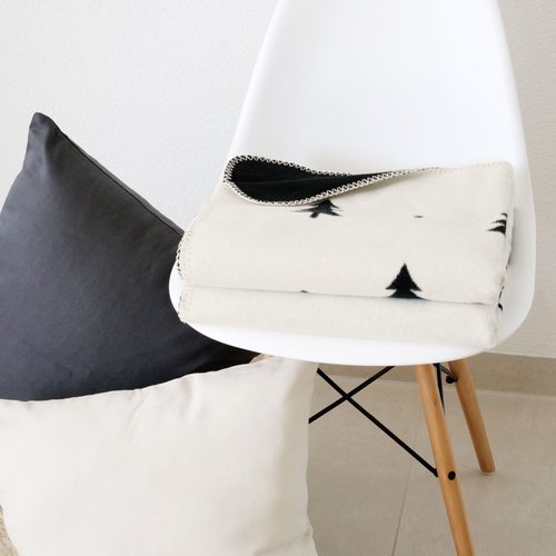 Kuscheldecke "Smilla" Tannenbäume - Riema