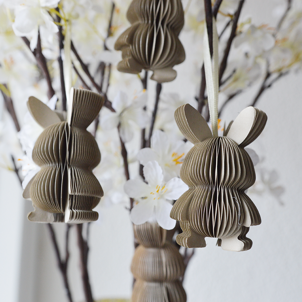 Papieranhänger Hase 2 Stk warmgrau