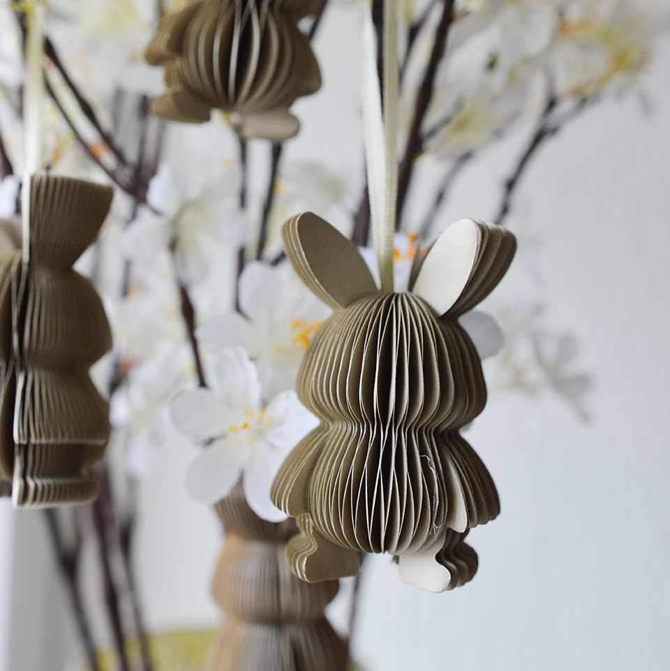 Papieranhänger Hase 2 Stk warmgrau