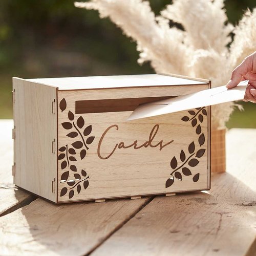 Hochzeitskarten-Box aus Holz