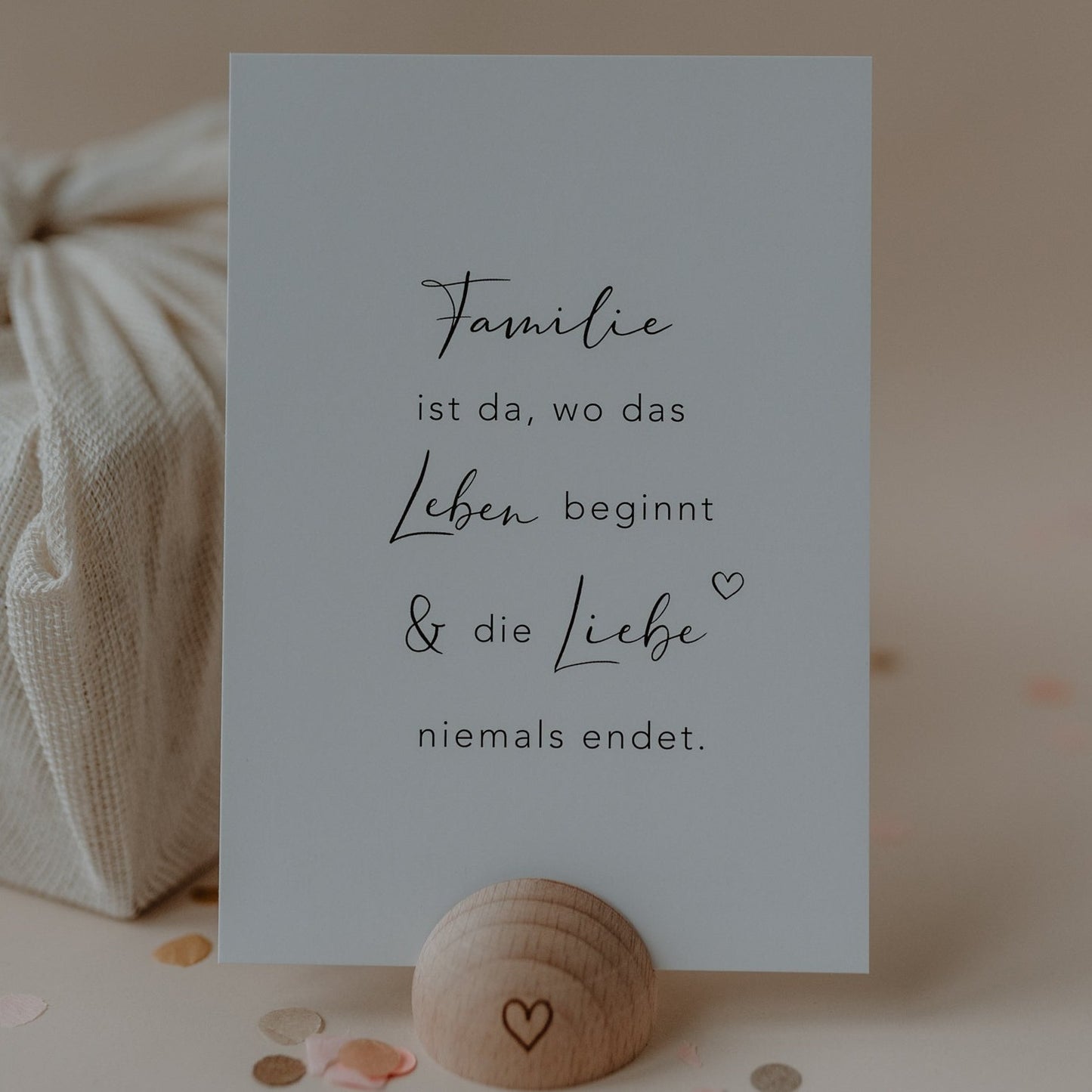 Spruchkarte "Familie ist" - Eulenschnitt