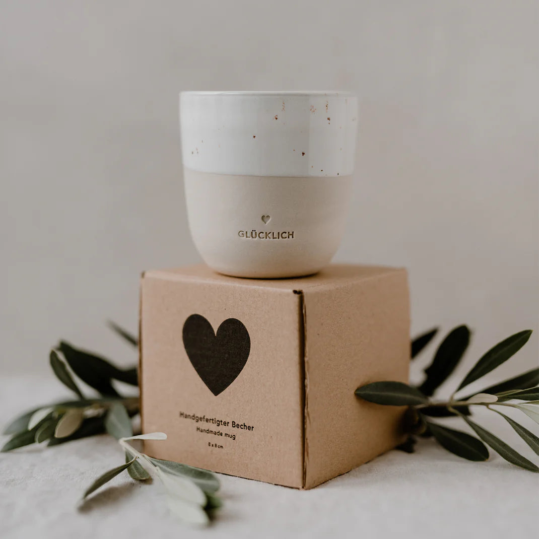 Kleiner Becher "Glücklich" - Eulenschnitt