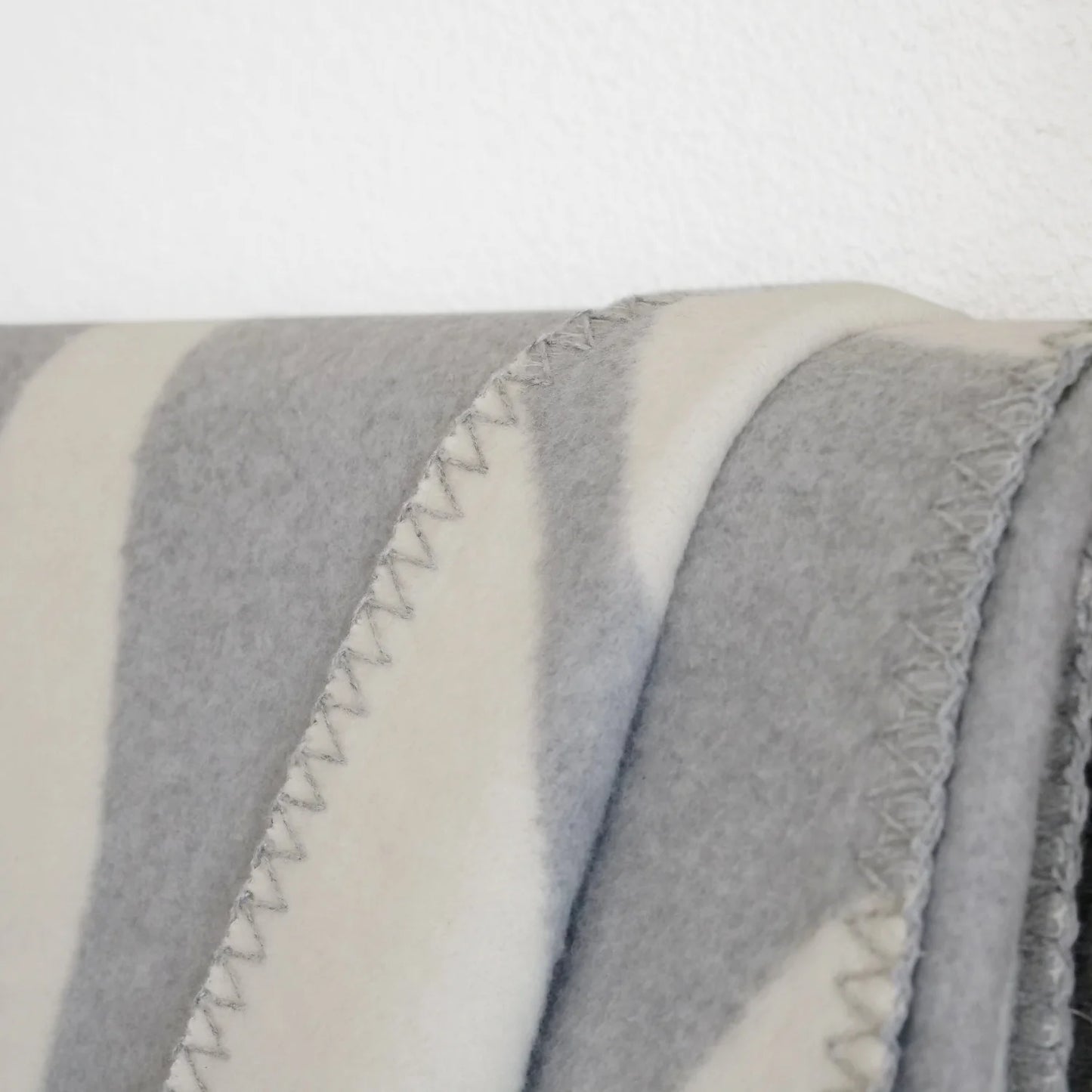 Kuscheldecke XL "Björk" grau - Riema