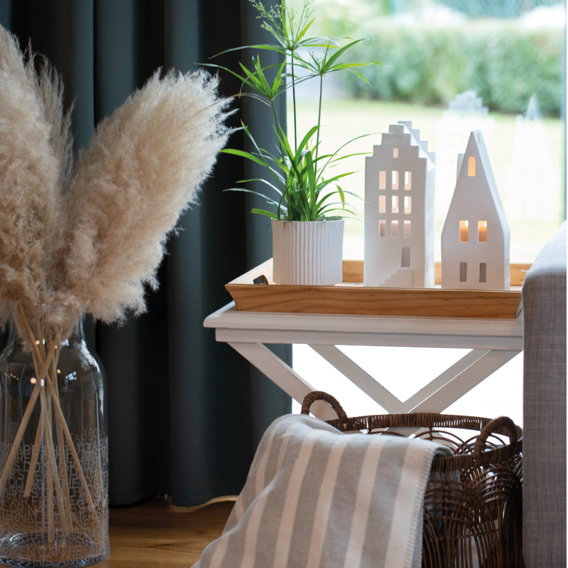 Großes Lichthaus "Spitzdach" - Räder